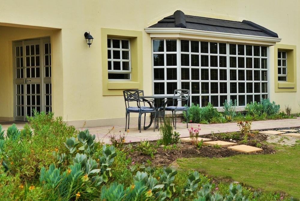 Road Lodge Cape Town International Airport Bagian luar foto