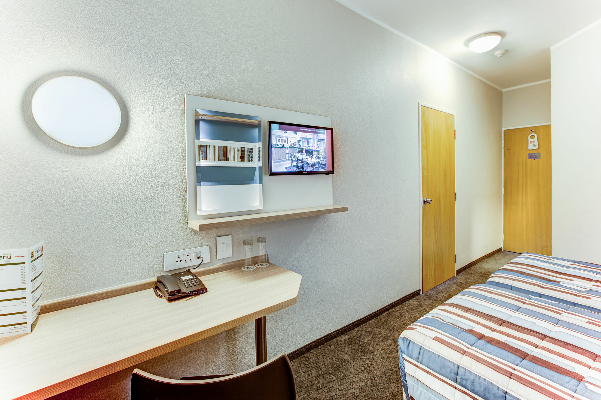 Road Lodge Cape Town International Airport Bagian luar foto