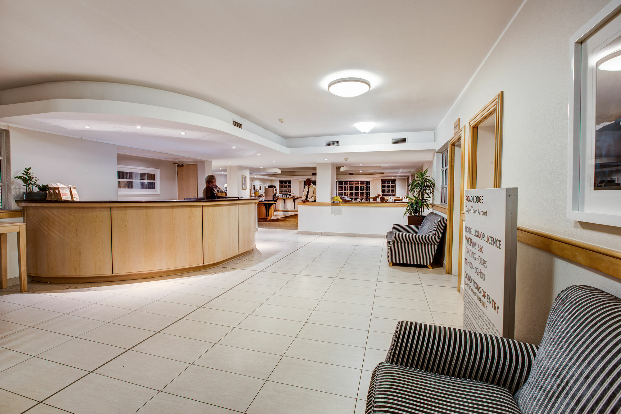 Road Lodge Cape Town International Airport Bagian luar foto